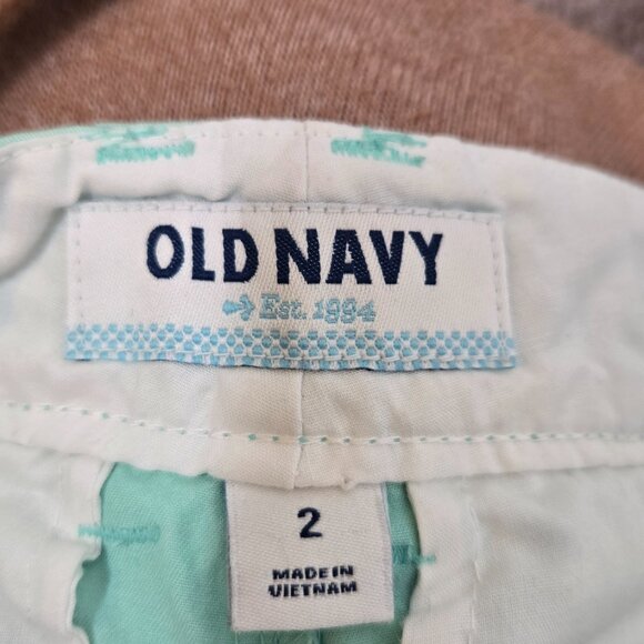 Old Navy Shorts - Picture 3 of 3